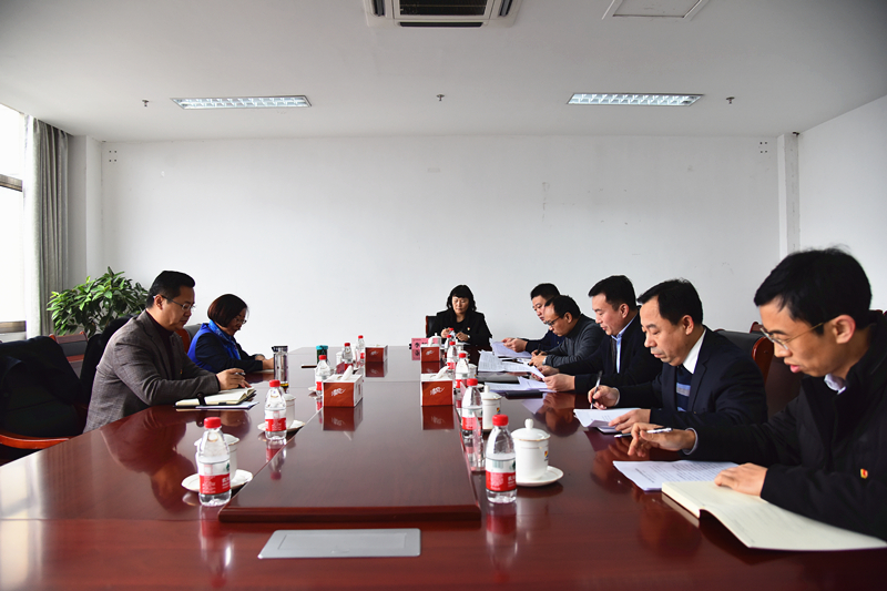 1.李明富参加指导金源煤矿2018年度领导班子民主生活会_副本.jpg